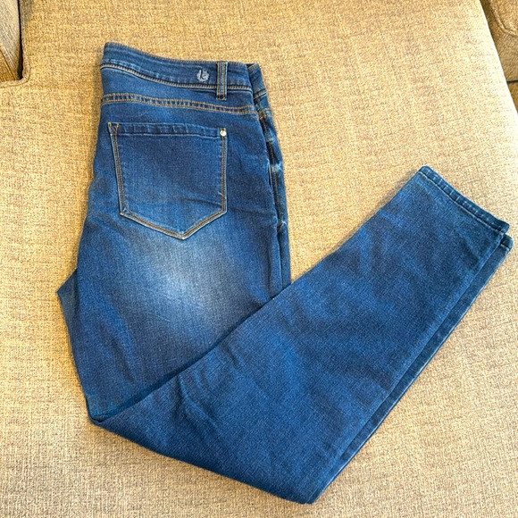 Kensie Denim - Mid rise ankle skinny jeans